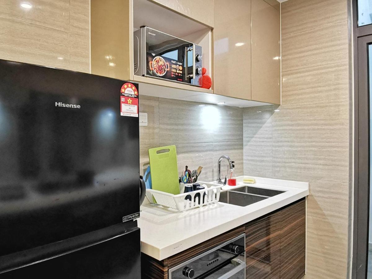 Yussy 2 Bedrooms Condo At R&F Princess Cove Джохор-Бару Екстер'єр фото